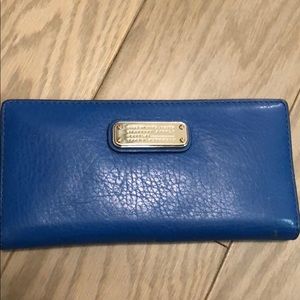 Marc Jacobs blue wallet barely worn